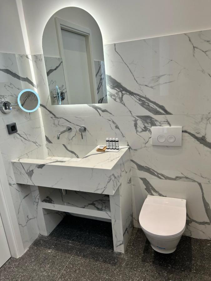 Jensen Luxury Suites Rhodes City Eksteriør bilde