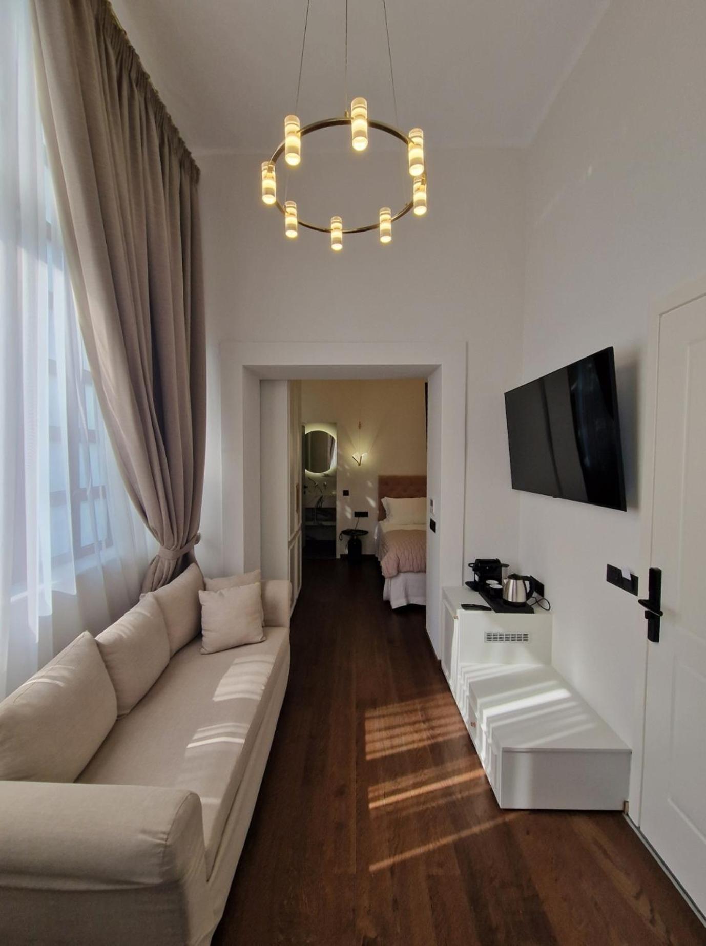 Jensen Luxury Suites Rhodes City Eksteriør bilde